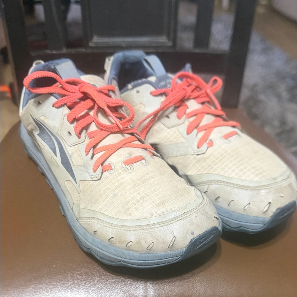 Hoka Beige and Blue Athletic Shoes with Red Laces